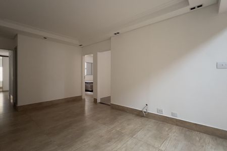 Casa para alugar com 171m², 2 quartos e 4 vagas Casa para alugar com 171m², 2 quartos e 4 vagasSala