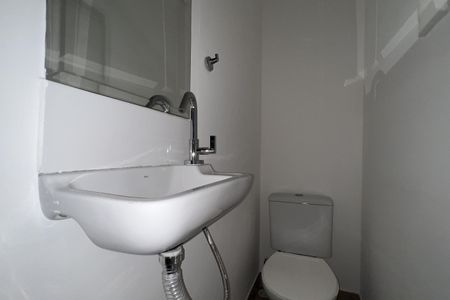 Casa para alugar com 171m², 2 quartos e 4 vagas Casa para alugar com 171m², 2 quartos e 4 vagasLavabo 2