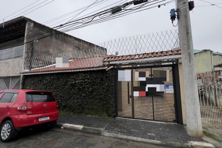 Casa para alugar com 171m², 2 quartos e 4 vagas Casa para alugar com 171m², 2 quartos e 4 vagasFachada com placa