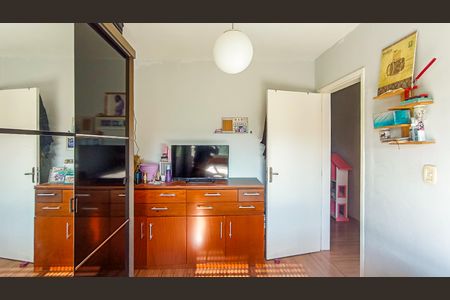 Apartamento à venda com 3 quartos, 60m² em Vila Nova, Porto Alegre