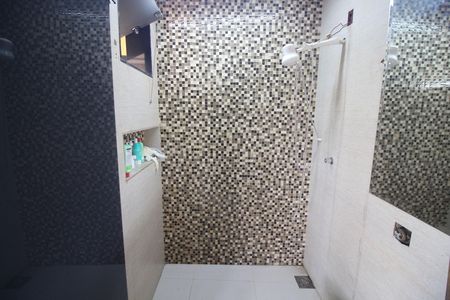 Casa para alugar com 300m², 4 quartos e 3 vagasBanheiro 3