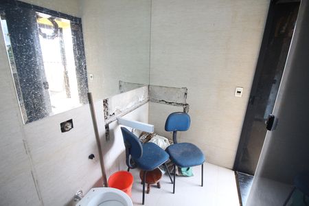 Casa para alugar com 300m², 4 quartos e 3 vagasBanheiro 3