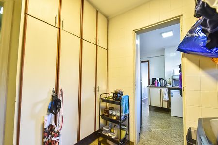 Apartamento à venda com 220m², 4 quartos e 3 vagasÁrea de serviço