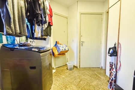 Apartamento à venda com 220m², 4 quartos e 3 vagasÁrea de serviço
