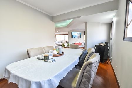 Apartamento à venda com 220m², 4 quartos e 3 vagasSala de jantar