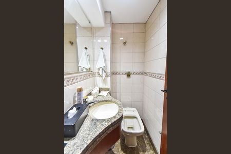 Apartamento à venda com 220m², 4 quartos e 3 vagasLavabo