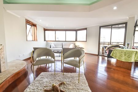 Apartamento à venda com 220m², 4 quartos e 3 vagasSala