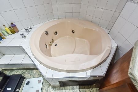 Apartamento à venda com 220m², 4 quartos e 3 vagasBanheiro da suíte 3