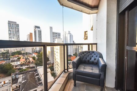 Apartamento à venda com 220m², 4 quartos e 3 vagasVista da suíte 3