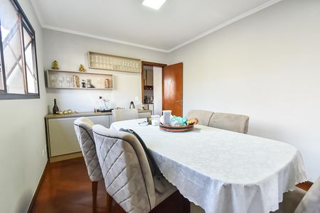 Apartamento à venda com 220m², 4 quartos e 3 vagasSala de jantar