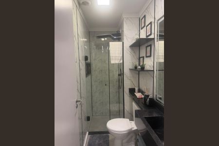 Banheiro de apartamento à venda com 2 quartos, 32m² em Quinta da Paineira, São Paulo