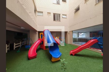 Apartamento à venda com 83m², 3 quartos e 1 vaga Apartamento à venda com 83m², 3 quartos e 1 vagaÁrea Comum