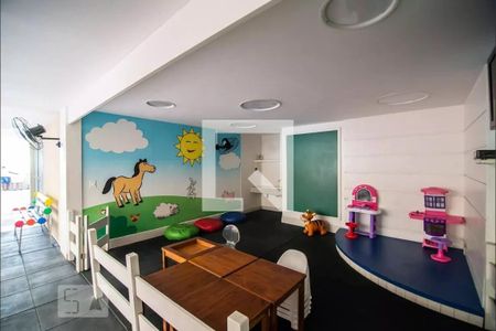 Apartamento à venda com 83m², 3 quartos e 1 vaga Apartamento à venda com 83m², 3 quartos e 1 vagaÁrea Comum