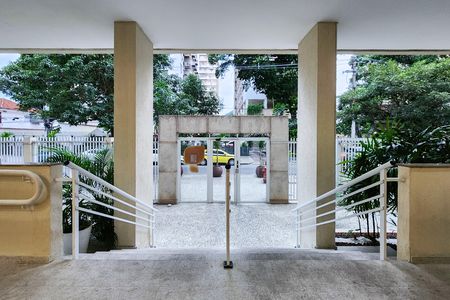 Apartamento à venda com 83m², 3 quartos e 1 vaga Apartamento à venda com 83m², 3 quartos e 1 vagaÁrea Comum