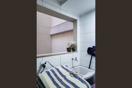Apartamento à venda com 83m², 3 quartos e 1 vaga Apartamento à venda com 83m², 3 quartos e 1 vagaÁrea de Serviço