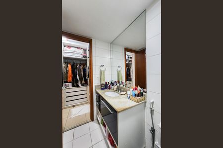 Apartamento à venda com 83m², 3 quartos e 1 vaga Apartamento à venda com 83m², 3 quartos e 1 vagaBanheiro da Suíte