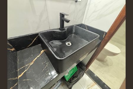 Apartamento para alugar com 45m², 2 quartos e sem vaga Apartamento para alugar com 45m², 2 quartos e sem vagaBanheiro