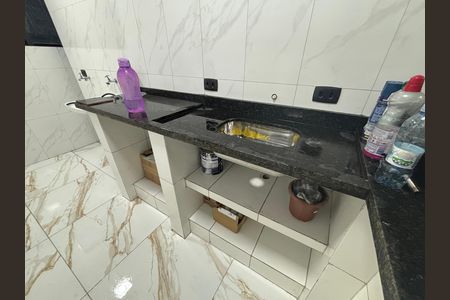 Cozinha  de apartamento para alugar com 2 quartos, 45m² em Vila Santa Maria, Poá