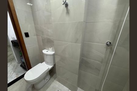 Apartamento para alugar com 45m², 2 quartos e sem vaga Apartamento para alugar com 45m², 2 quartos e sem vagaBanheiro