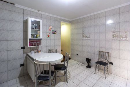 Casa à venda com 147m², 3 quartos e 2 vagasCozinha