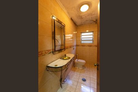 Casa à venda com 147m², 3 quartos e 2 vagasLavabo