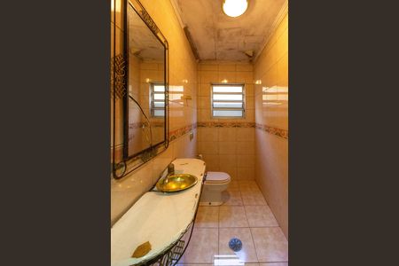 Casa à venda com 147m², 3 quartos e 2 vagasLavabo