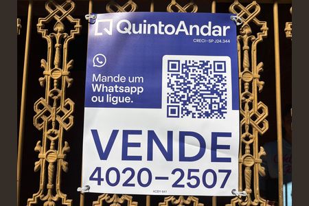 Casa à venda com 147m², 3 quartos e 2 vagas Casa à venda com 147m², 3 quartos e 2 vagasPlaquinha