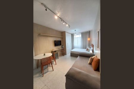 Studio à venda com 30m², 1 quarto e sem vaga Studio à venda com 30m², 1 quarto e sem vagaQuarto