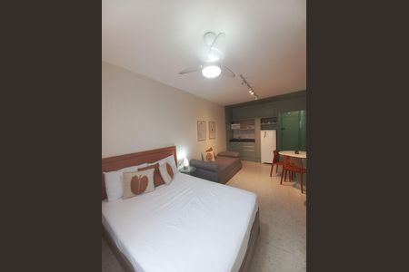 Studio à venda com 30m², 1 quarto e sem vaga Studio à venda com 30m², 1 quarto e sem vagaQuarto