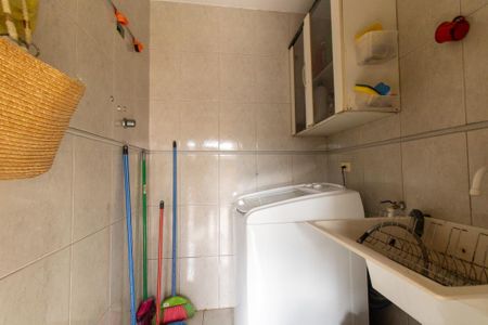 Casa à venda com 128m², 3 quartos e 3 vagasÁrea de Serviço