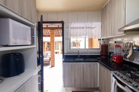 Casa à venda com 128m², 3 quartos e 3 vagasCozinha