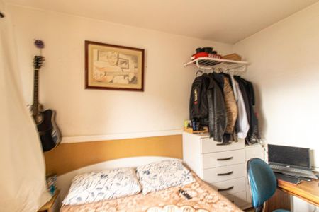 Casa à venda com 128m², 3 quartos e 3 vagasQuarto 2