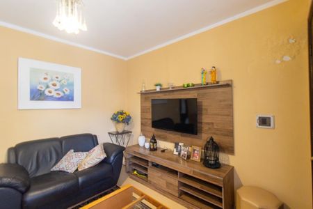 Casa à venda com 128m², 3 quartos e 3 vagasSala de TV