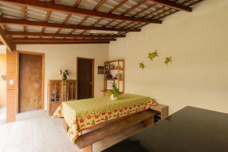 Casa à venda com 128m², 3 quartos e 3 vagasChurrasqueira