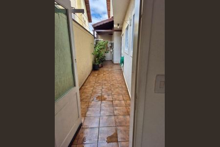 Casa à venda com 133m², 3 quartos e 2 vagas