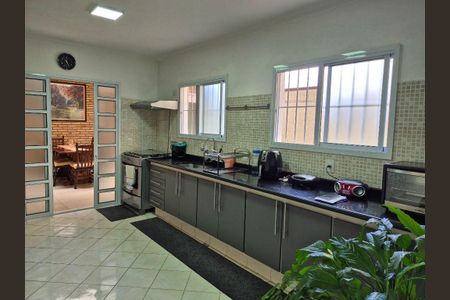 Casa à venda com 133m², 3 quartos e 2 vagas