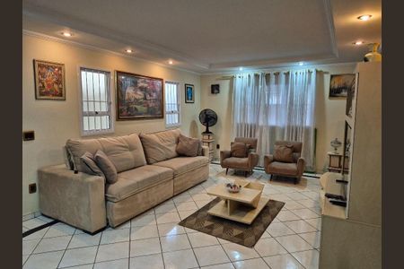 Casa à venda com 3 quartos, 133m² em Jardim Santa Cecilia, Guarulhos