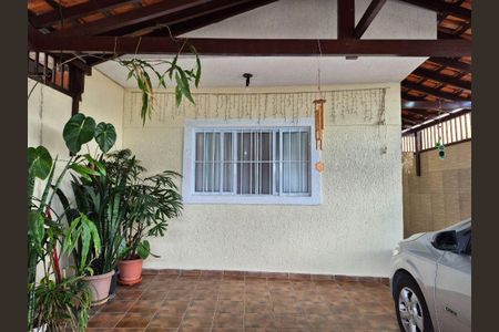 Casa à venda com 133m², 3 quartos e 2 vagas