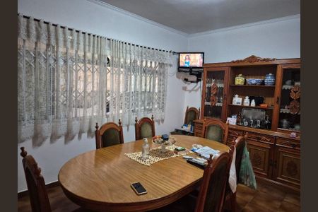 Casa à venda com 4 quartos, 500m² em Vila Galvão, Guarulhos
