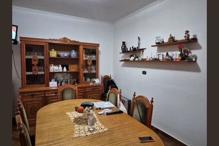 Casa à venda com 4 quartos, 500m² em Vila Galvão, Guarulhos