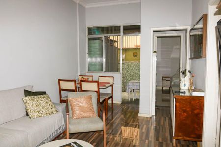 Sala de apartamento à venda com 2 quartos, 77m² em Higienópolis, Rio de Janeiro