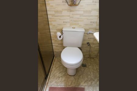 Apartamento à venda com 77m², 2 quartos e sem vaga Apartamento à venda com 77m², 2 quartos e sem vagaBanheiro de serviço