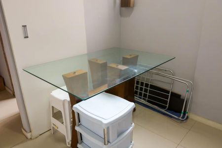 Apartamento à venda com 77m², 2 quartos e sem vaga Apartamento à venda com 77m², 2 quartos e sem vagaQuarto de Serviço