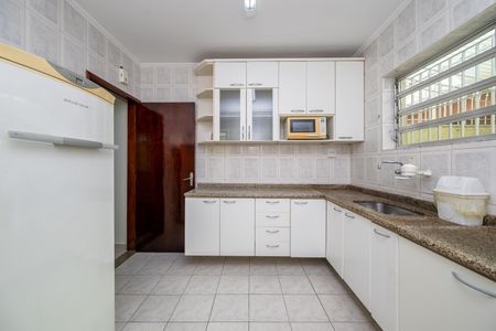 Casa para alugar com 140m², 3 quartos e 2 vagas Casa para alugar com 140m², 3 quartos e 2 vagasCozinha