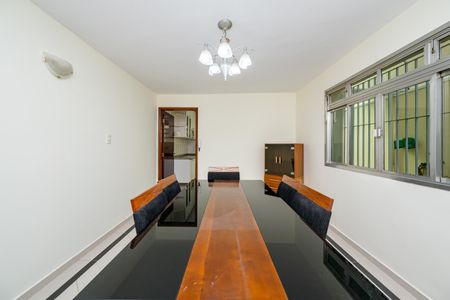 Casa para alugar com 140m², 3 quartos e 2 vagas Casa para alugar com 140m², 3 quartos e 2 vagasSala de Jantar