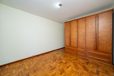 Casa para alugar com 140m², 3 quartos e 2 vagas Casa para alugar com 140m², 3 quartos e 2 vagasSuíte