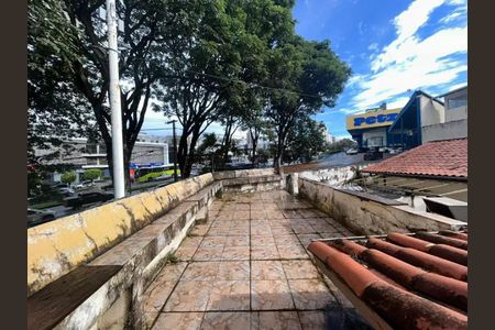 Casa para alugar com 296m², 4 quartos e 3 vagas Casa para alugar com 296m², 4 quartos e 3 vagasÁrea externa