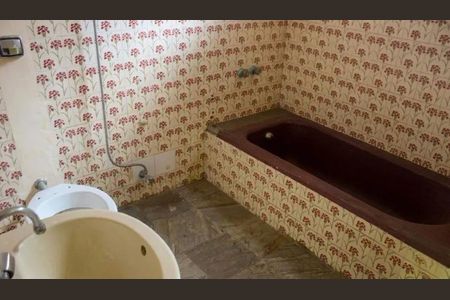 Banheiro de casa para alugar com 4 quartos, 296m² em São Pedro, Belo Horizonte
