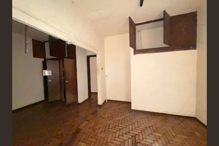 Quarto de casa para alugar com 4 quartos, 296m² em São Pedro, Belo Horizonte