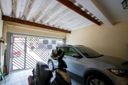 Garagem de casa à venda com 3 quartos, 120m² em Vila Curuçá, Santo André